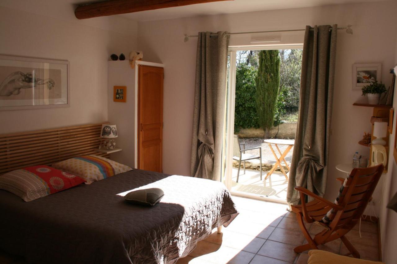 Bed and Breakfast Le Mas Des Pierres Blanches Venasque Exteriér fotografie
